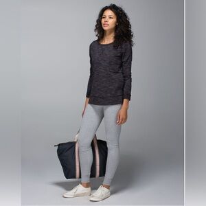 Lululemon Exhalation Pullover II
Heathered Marled Black